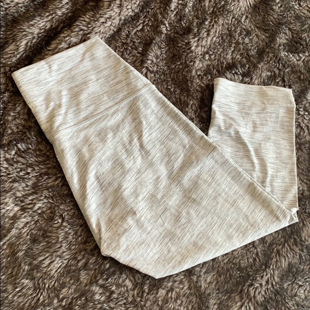 Lululemon Wunder under wee are from space leggings